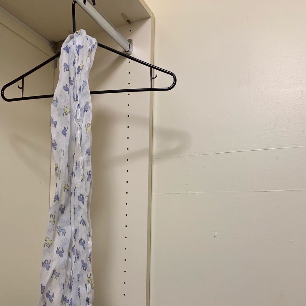White infinity scarf with design